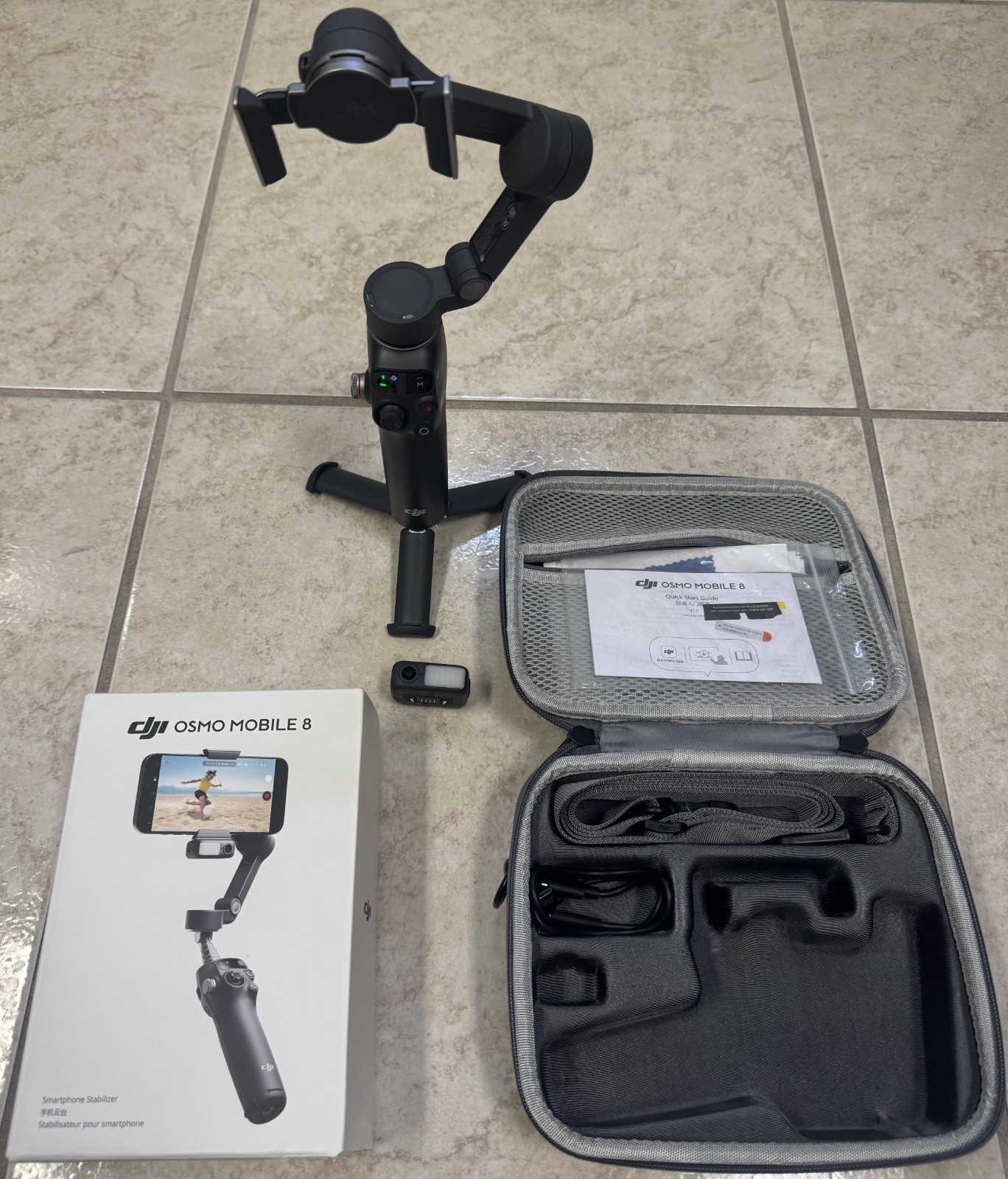 DJI Osmo Mobile 8 Smartphone Gimbal + PU Shoulder Bag