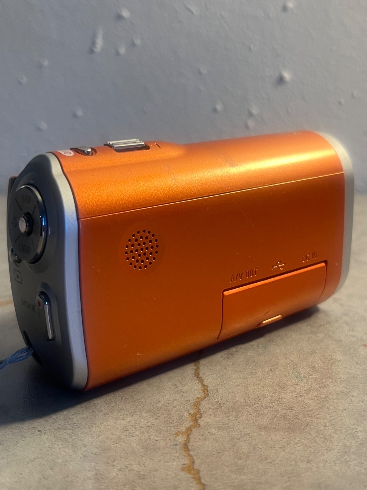 Sony Webbie HD MHS-CM1 Orange 5.0 MP4 SONY Camera UNTESTED