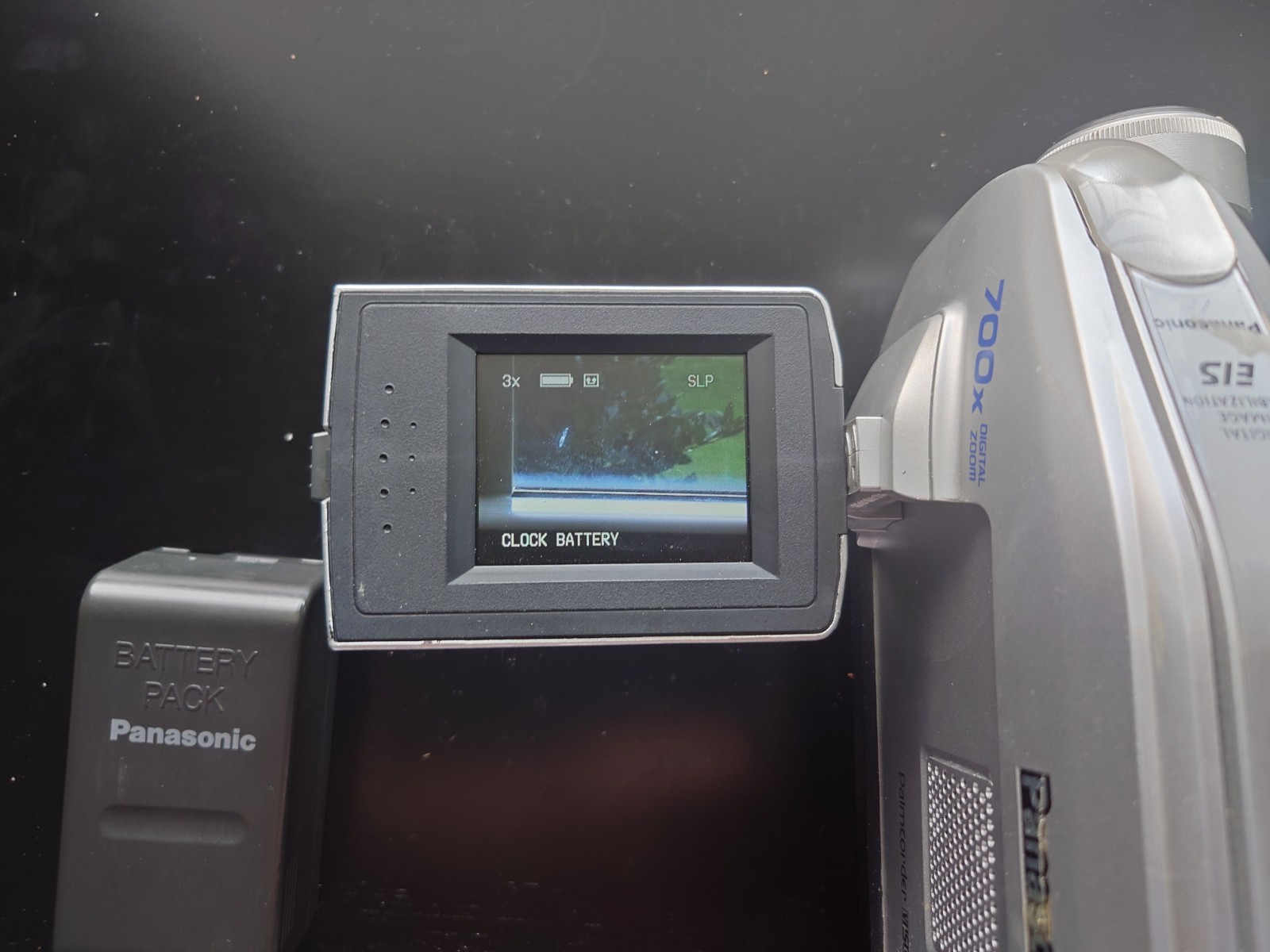 Panasonic Palmcorder PV-L354D 700x Digital Zoom VHS-C Video Camera Camcorder