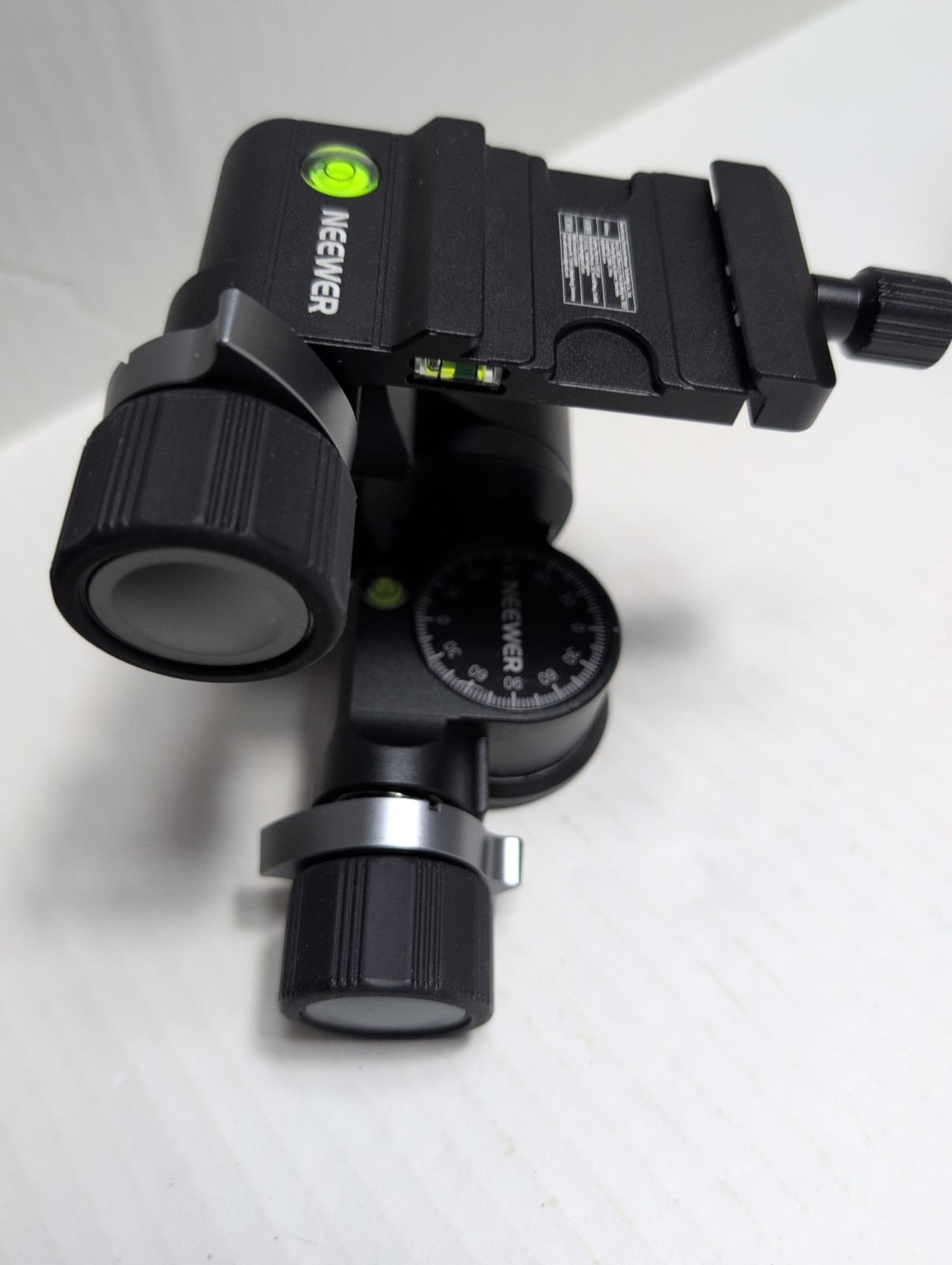 NEEWER TH16 3 Way Geared Tripod Head