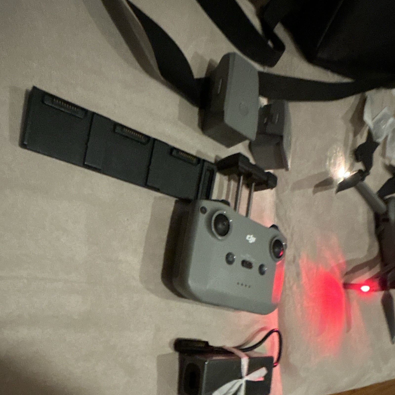 DJI Mavic 2 Ready-to-Fly Drone 4K 31min 10km RC Batteries Charger Bag