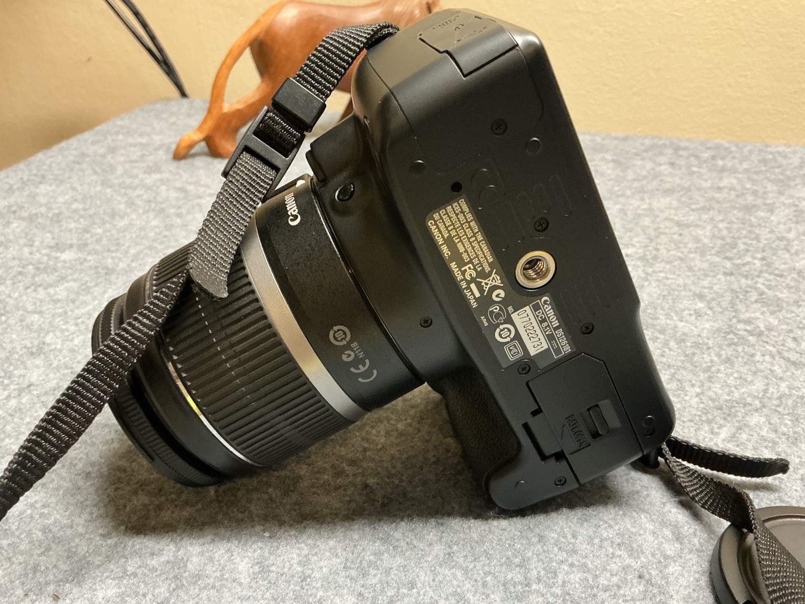 Canon EOS Rebel XSi DS126181 Black W/ EF-S 18-55mm IS Lens Charger & Battery