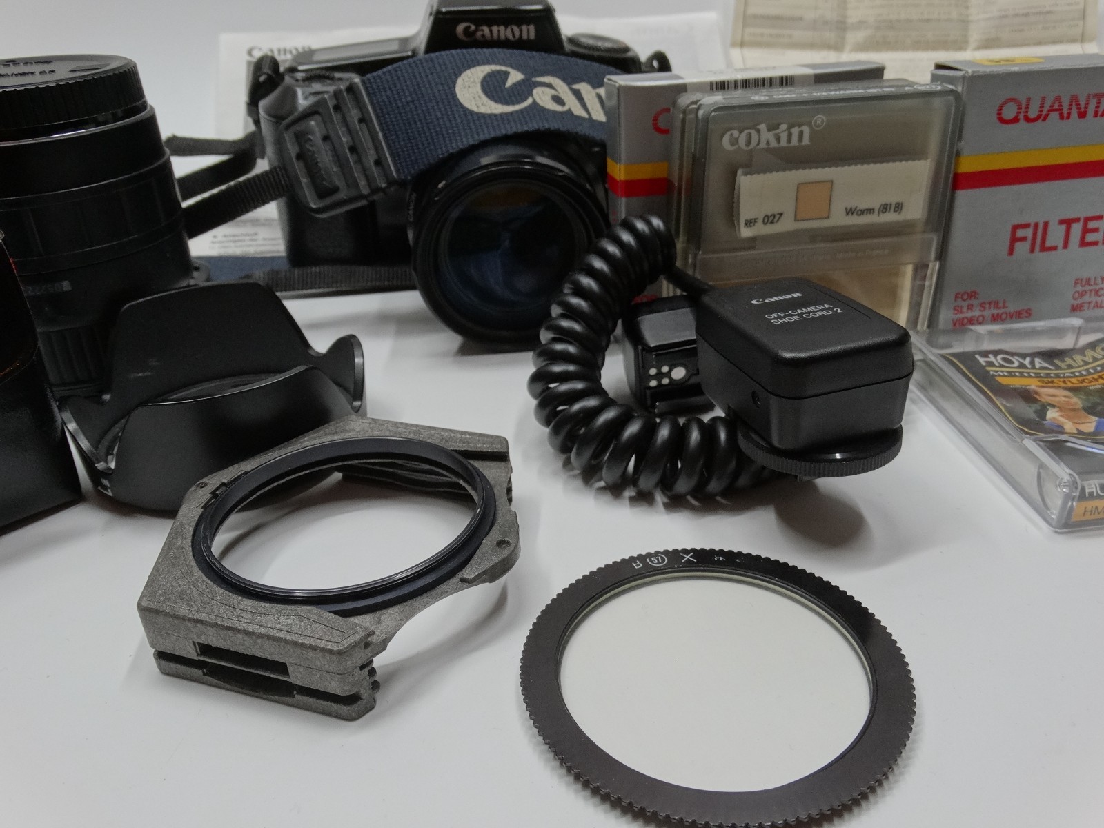 Canon EOS 1000F 35mm SLR Film Camera 35-80mm Lens, Filters, accessories -Tested