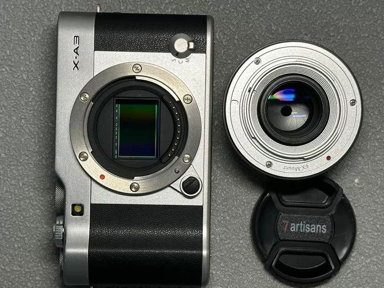 Fujifilm Fuji X-A3 XA3 24.2MP Mirrorless Digital Camera w/25mm f1.8 Lens English