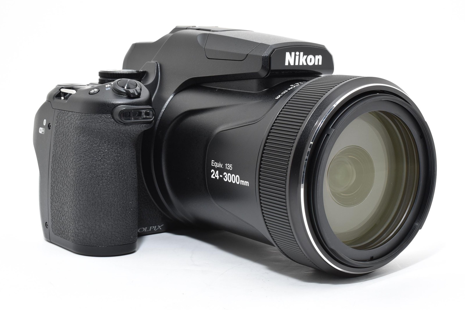 [Almost Unused] Nikon COOLPIX P1100 Telephoto Zoom Digital Camera Japanese only