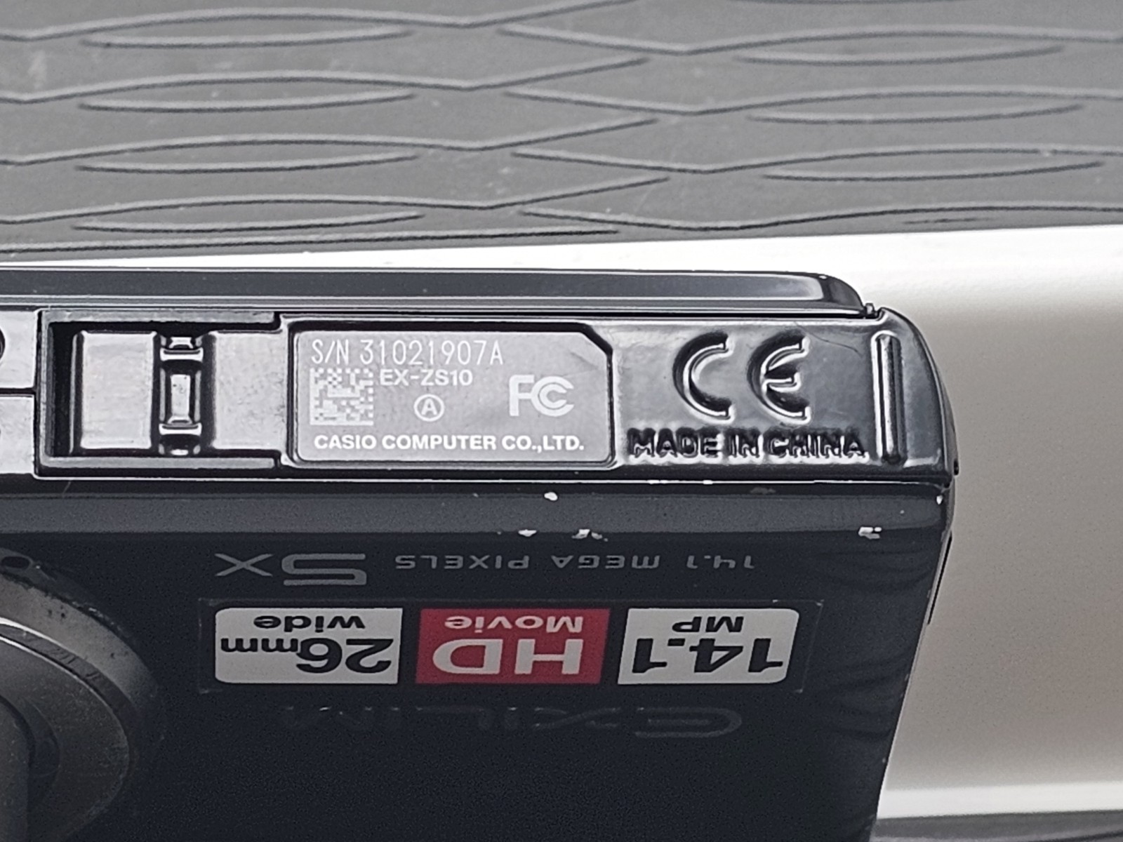 Casio Exilim EX-ZS10 14.1 MP 5X Compact Digital Camera Black TESTED READ!!