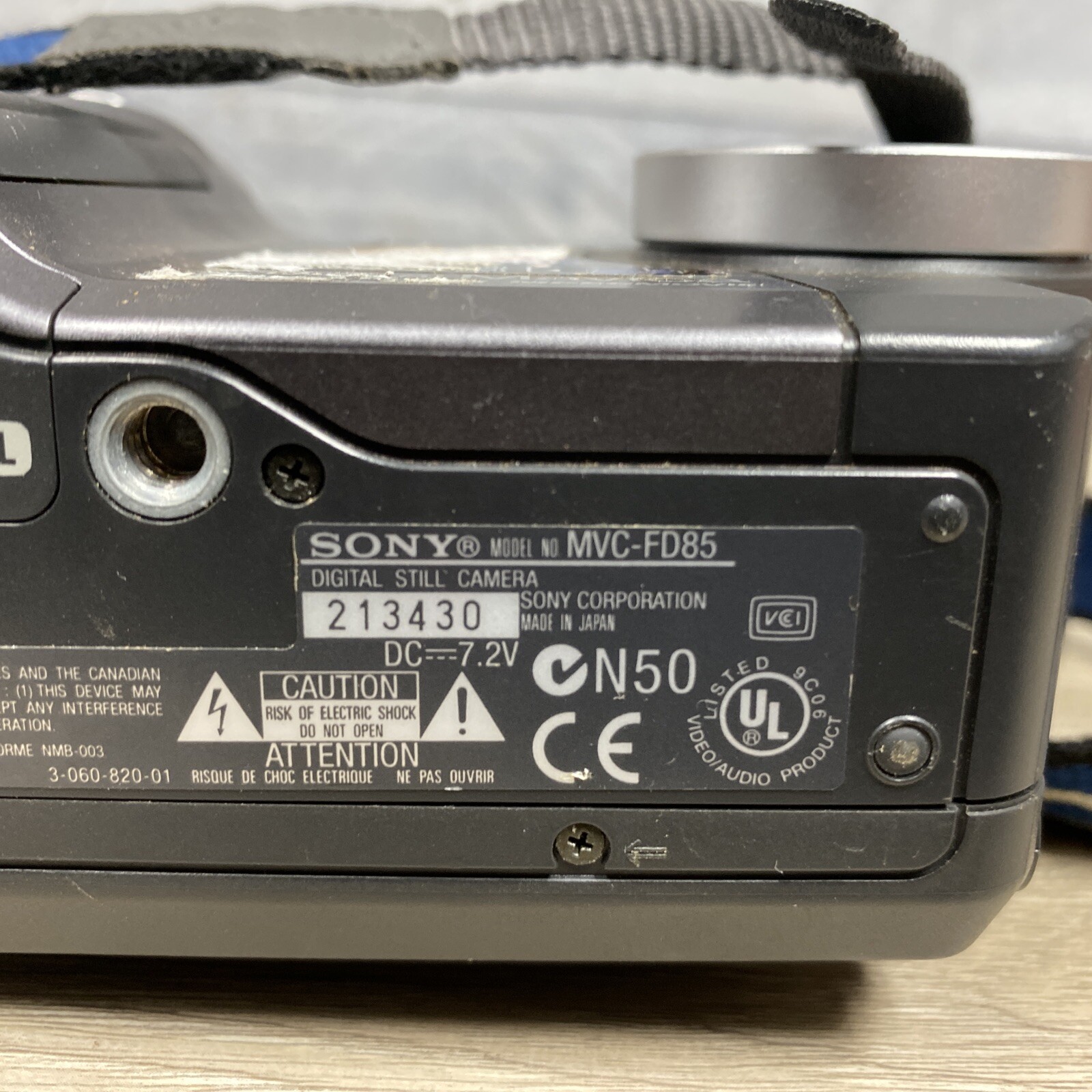 Sony Digital Mavica Dig Still Camera MVC-FD85 1.3 MP D5