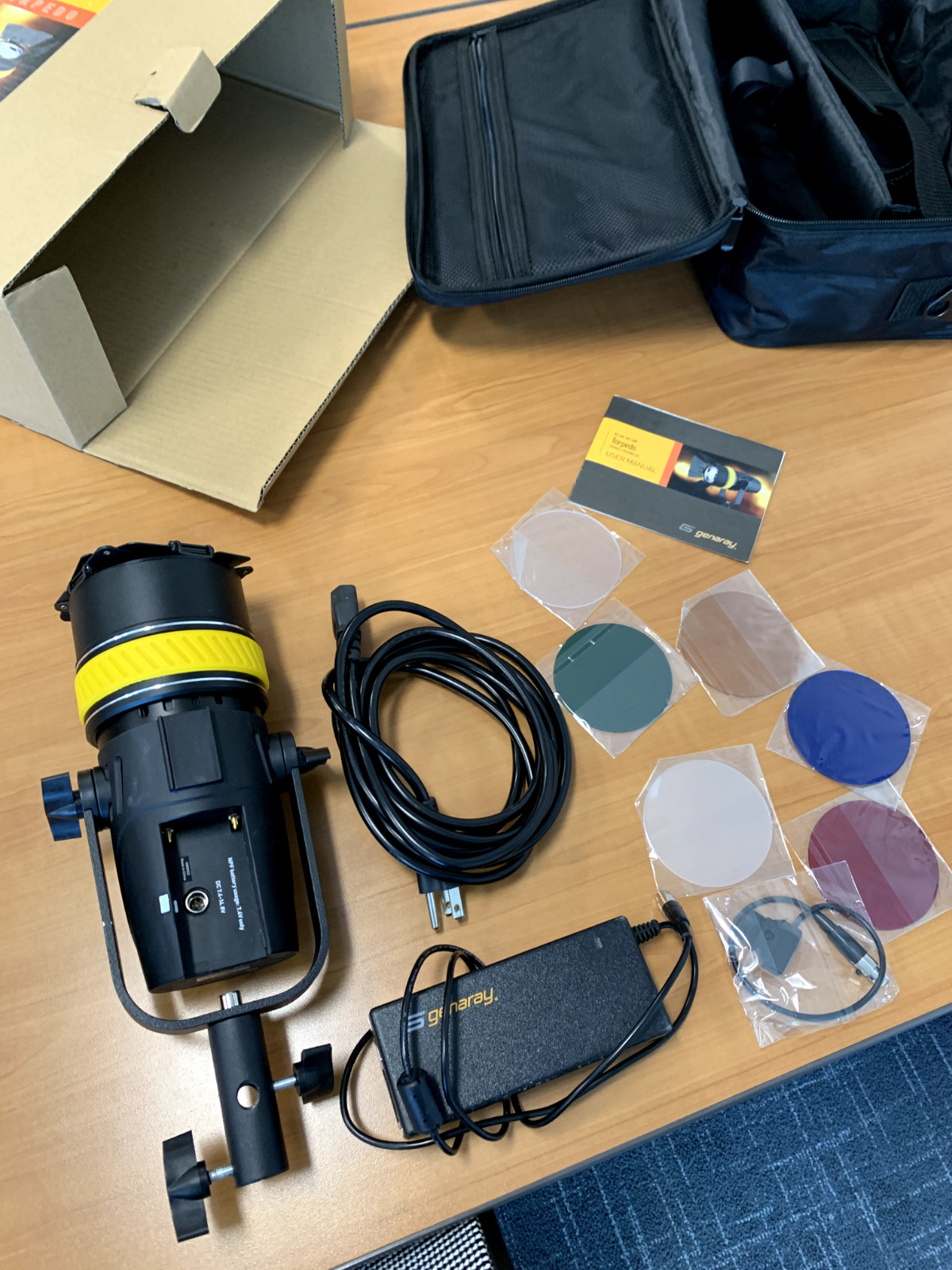 Genaray Torpedo LED Daylight Focusing Flood Light, Excellent Condition/SeldomUse