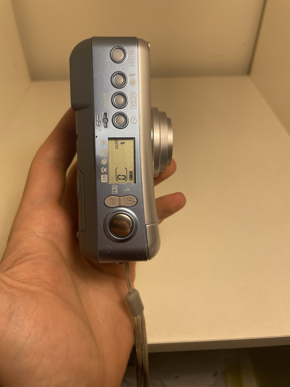 Canon 115u II Date Camera