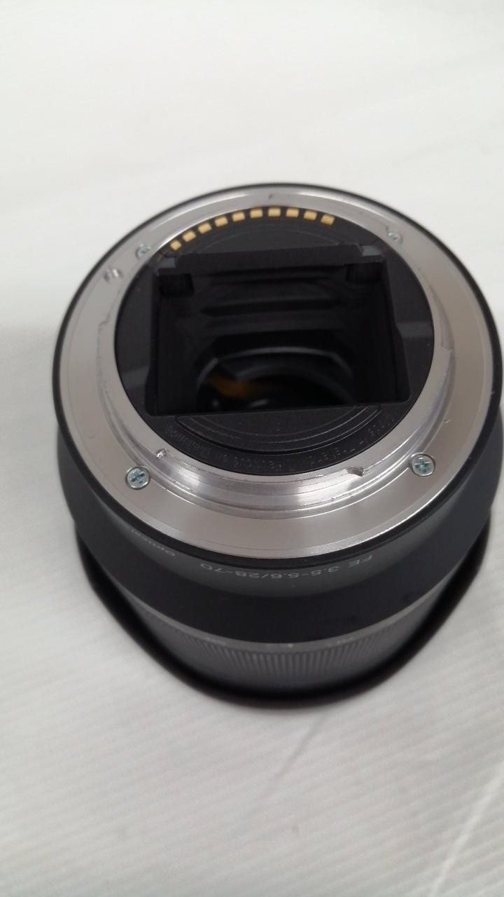 Mirrorless Single Lens Reflex Lens Kit Model ILCE 7M2K SONY