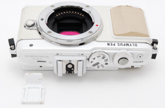 [Very Good] Olympus PEN E-PL7 Mirrorless Camera Body White Flash Japan