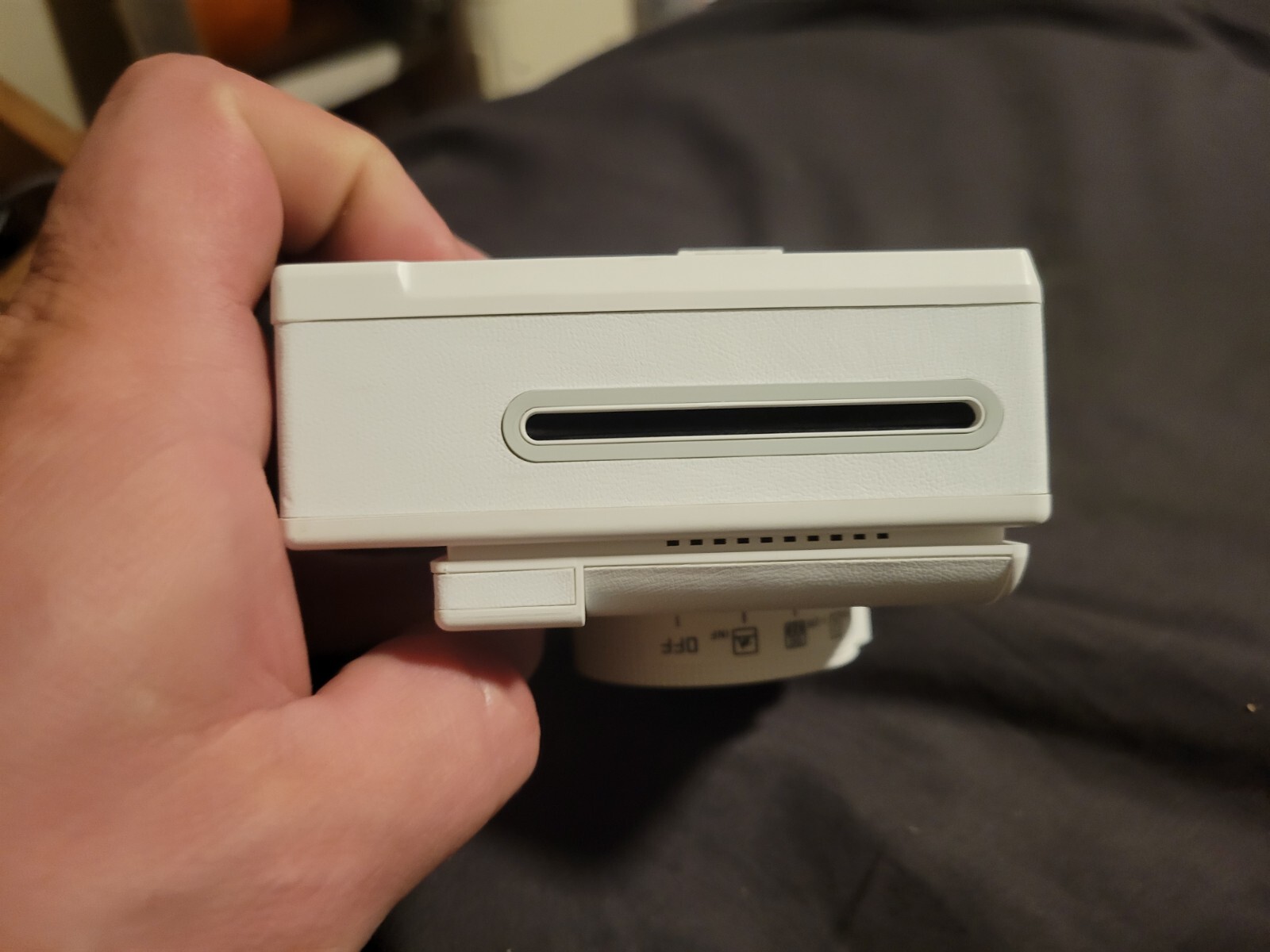 LOMO’INSTANT The Adventure Challenge Shutter Doesn’t Work, Lense Sticks