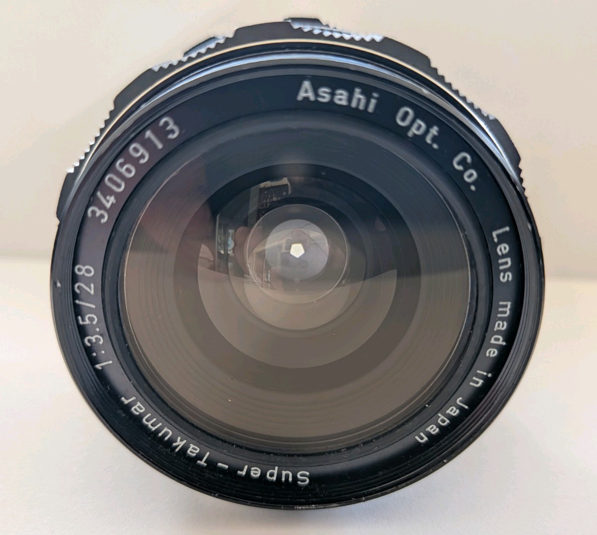 Asahi Pentax Super Takumar 28mm f/3.5 M42 Vintage Manual Focus Wide Camera Lens