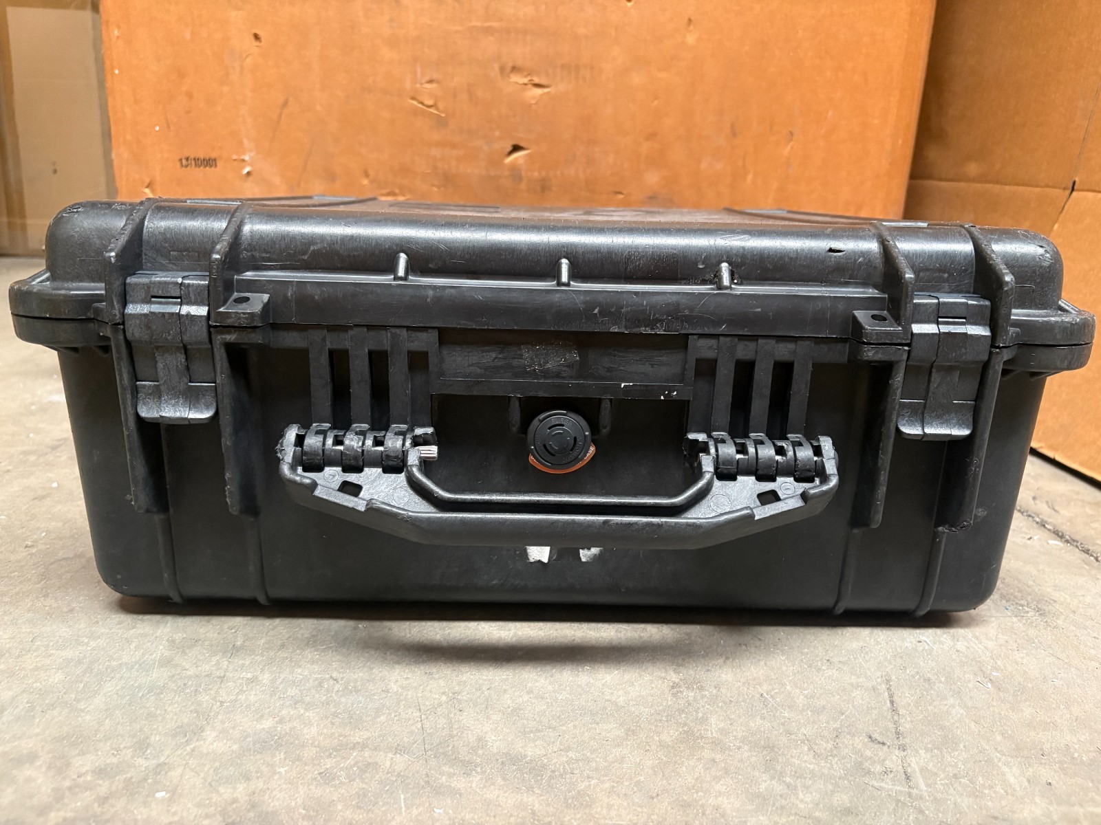 Pelican 1550 Protector Case | 20.66 x 17.2 x 8.4 in | iM2450 Equiv