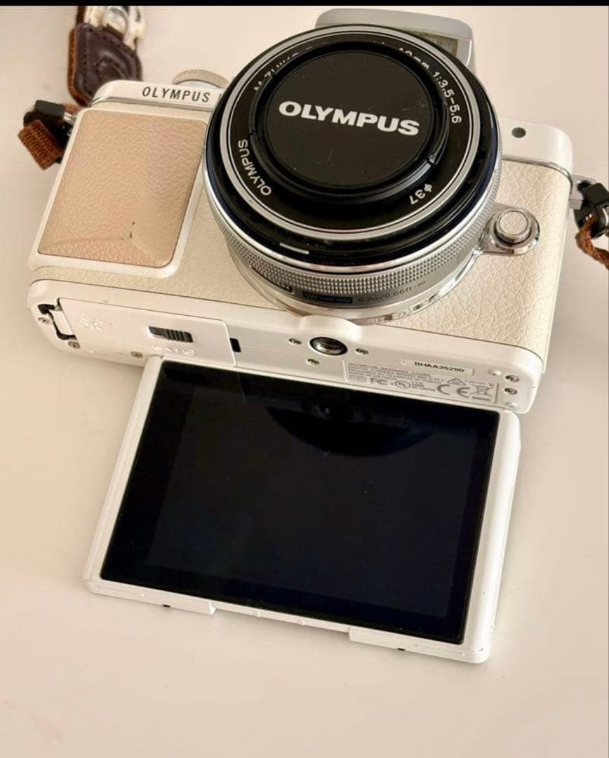 Olympus PEN Lite E-PL7 14-42mm Lens Mirrorless Camera White Very Good JP