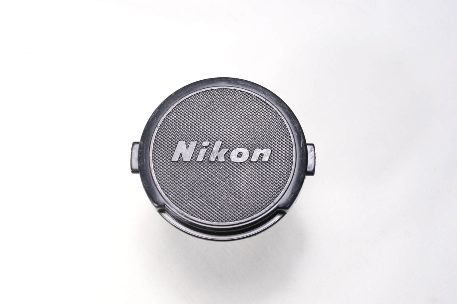 Nikon Nikkor 52mm Clip-on Front Lens Cap – Style 2 (102)