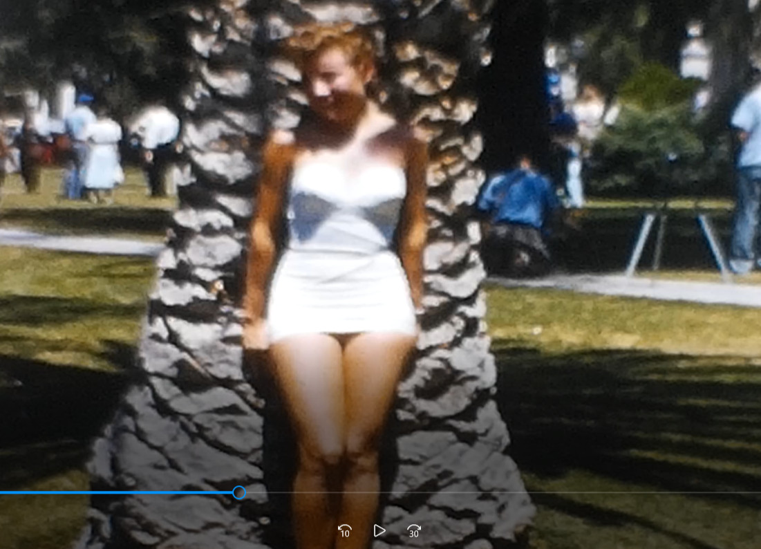 FEMALE SWIMSUIT GIRLS MODELS POSE 1950s POLICE FUN 8MM HOME Movie Film Reel C448