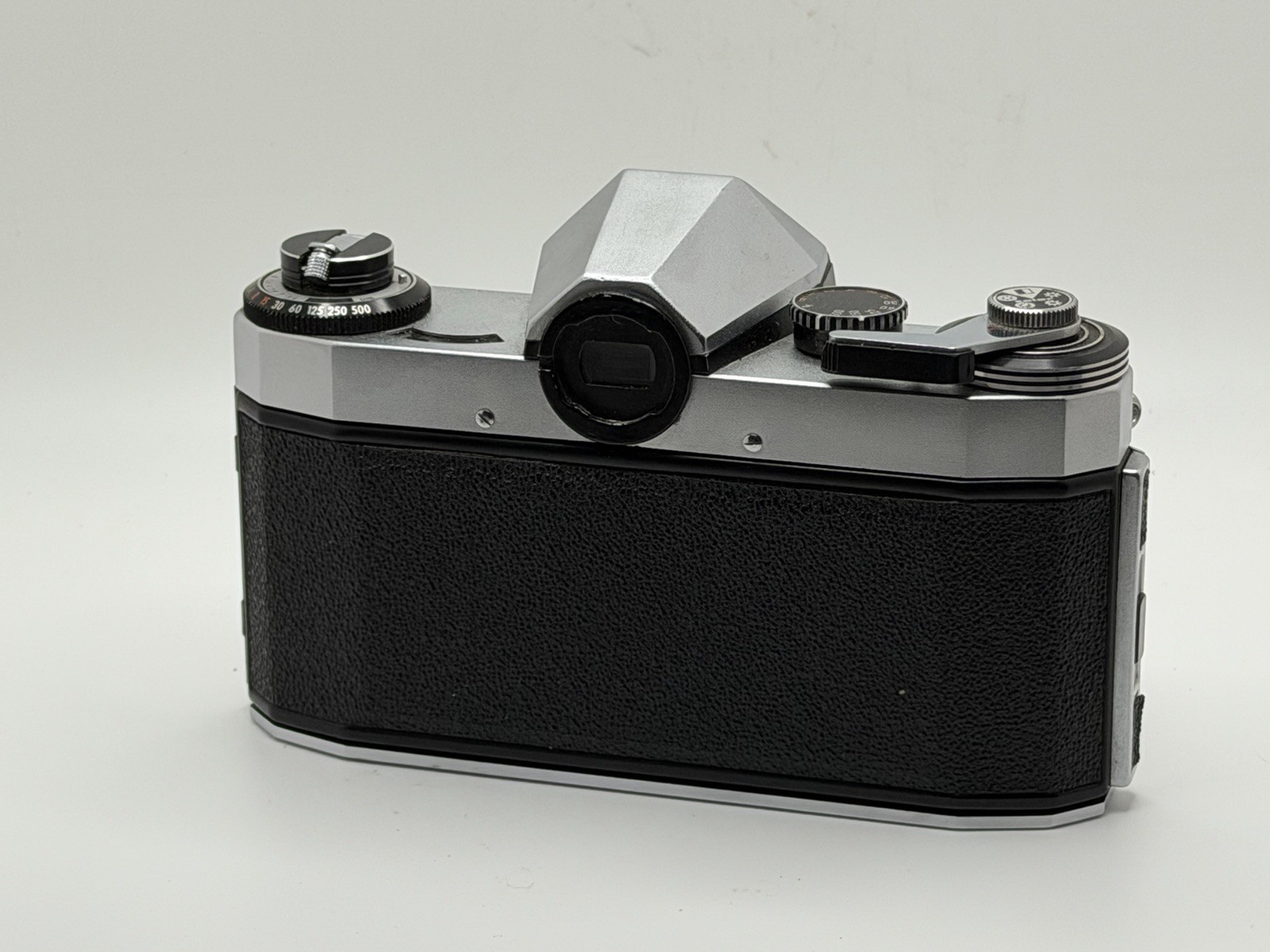 Vintage Hanimex Praktica nova IB M42 35mm SLR Film Camera Body Works