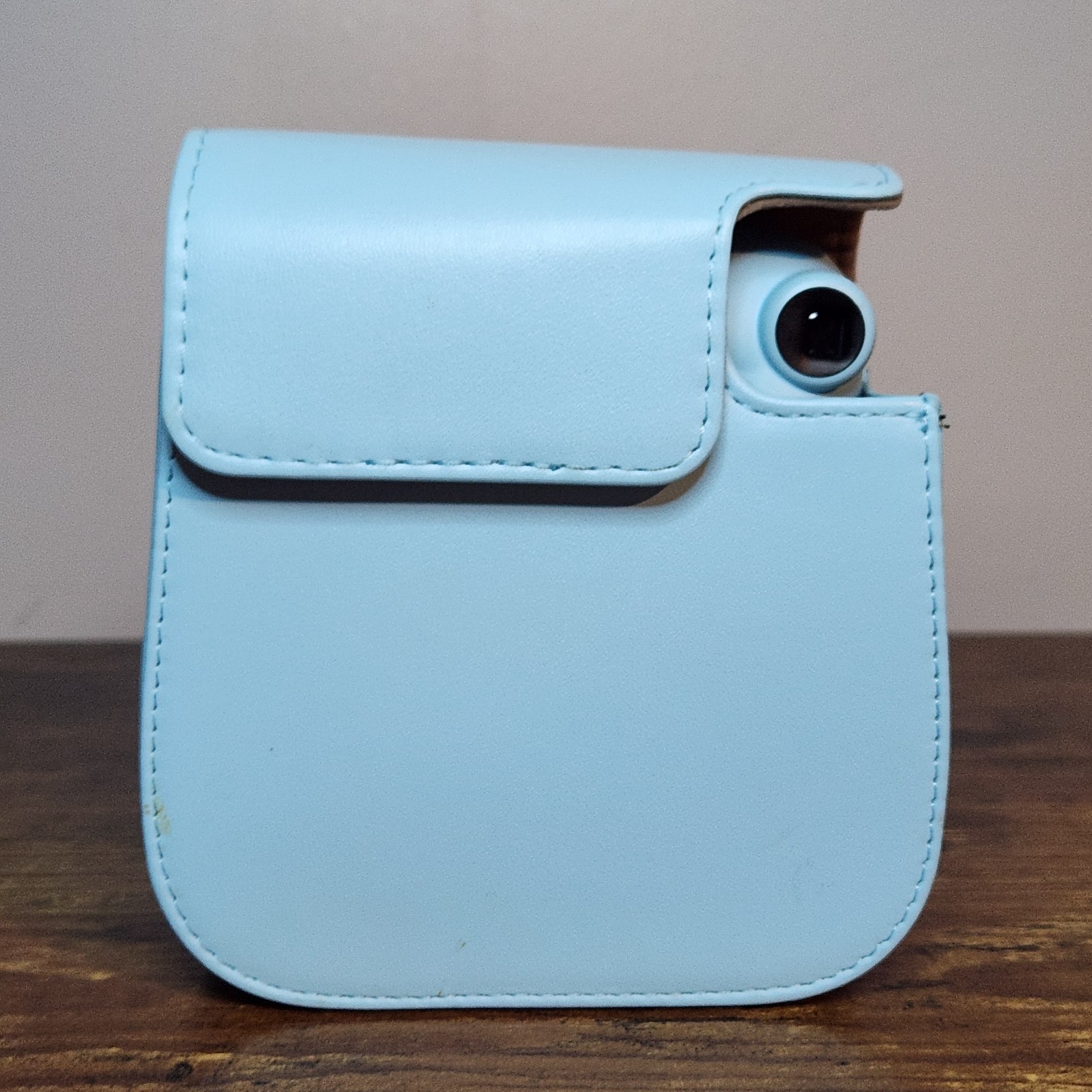 Fujifilm Instax Mini 11 Instant Film Camera – Sky Blue With Matching Case
