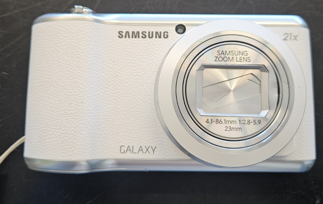 Samsung Galaxy Camera EK-GC200 16.3MP Digital Camera – White