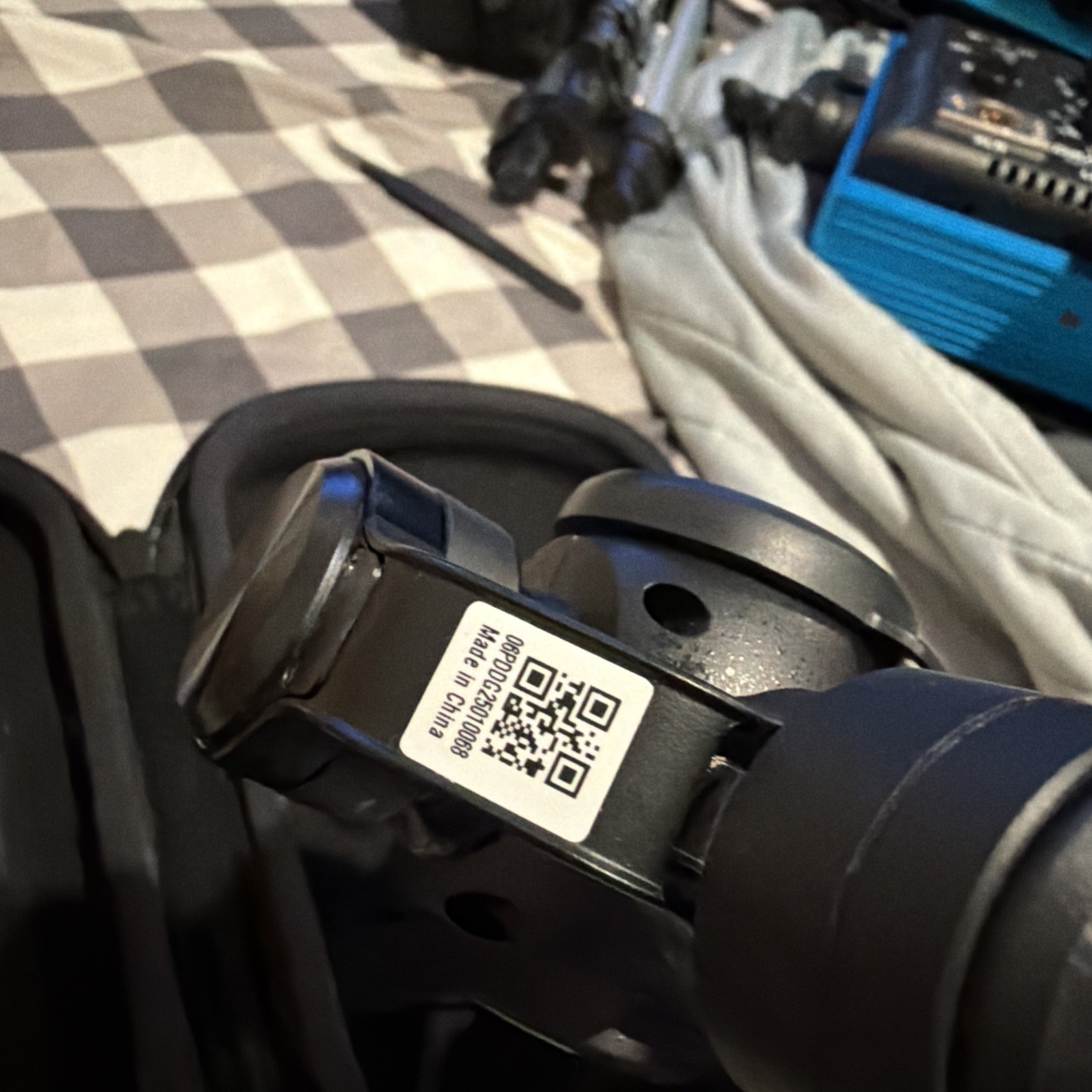 DJI Osmo Model OM160 Handheld Gimbal & Zenmuse X3 4K DCI Camera