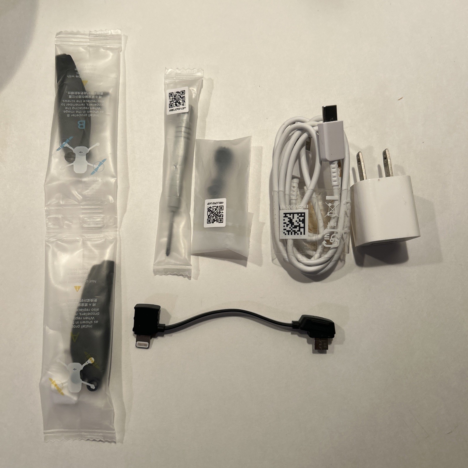 DJI Mini 2 Drone Remote Control 1 Battery , Carrying Case Accessories