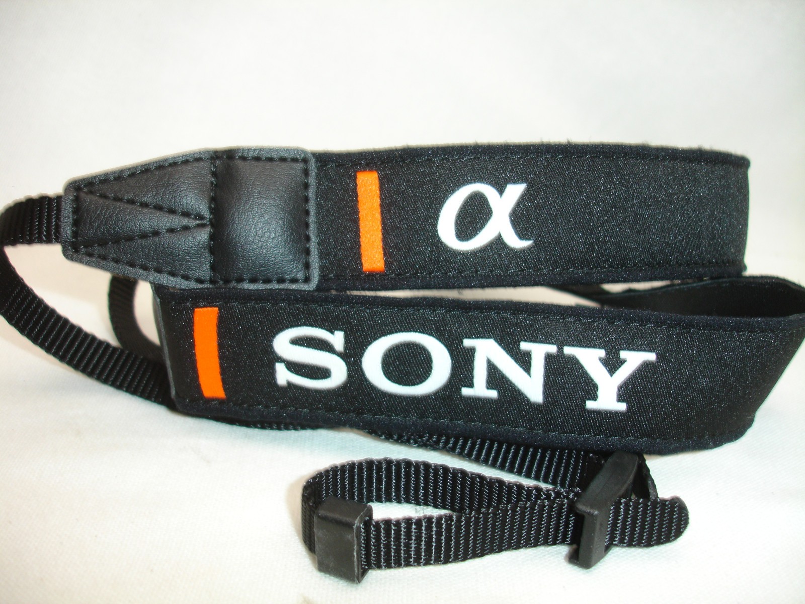 SONY ALPHA camera strap for Mirorrless or DSLR cameras, GUC #3