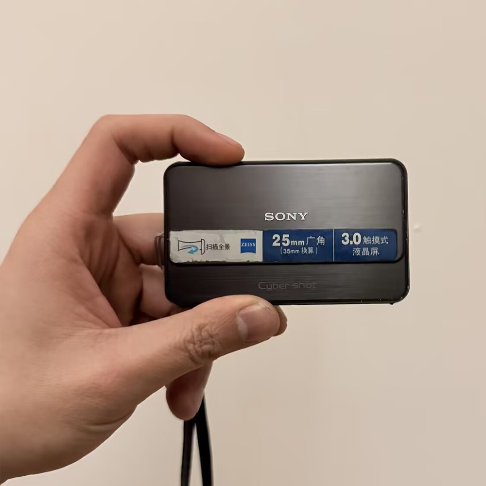 SONY CyberShot DSC-T99 Black 14.1MP 4x Optical Zoom Digital Camera English 90%NE