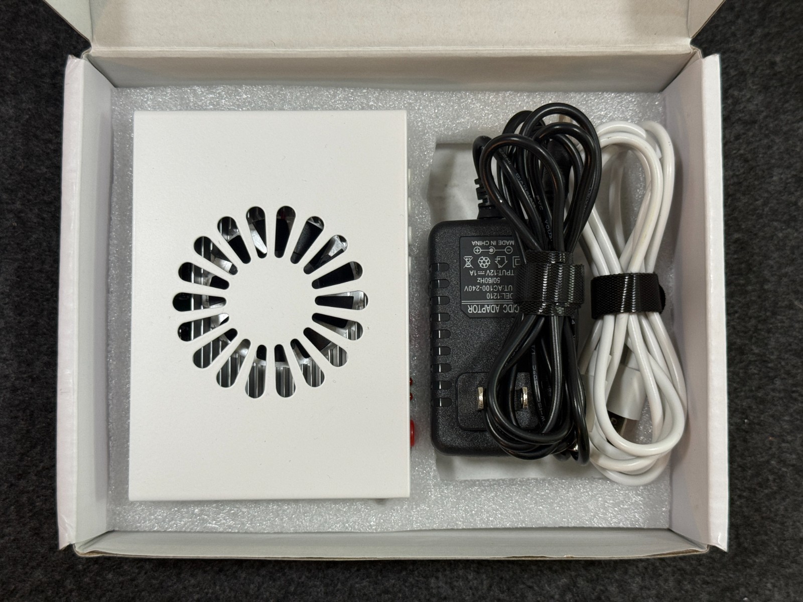 DICHEN DMA Fuser Combiner Display Overlay Adapter HDMI 2K Open Box