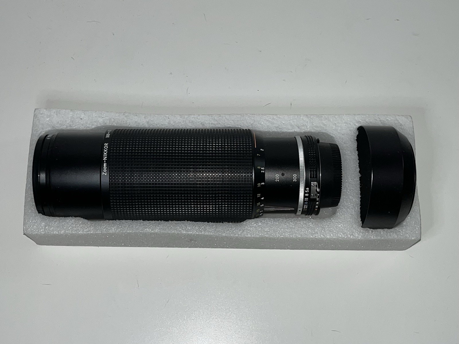 Nikon AI-S Zoom-Nikkor 100-300mm f/5.6 Telephoto MF Lens with Macro Focusing