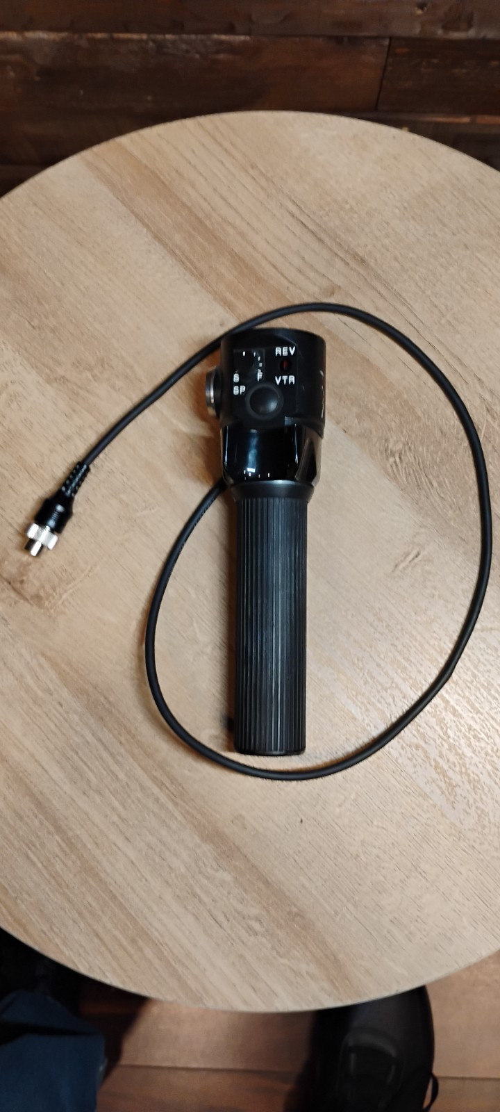 Fujinon SRD-92B Zoom Rate Demand Pistol Grip – Broadcast ENG Lens Controller
