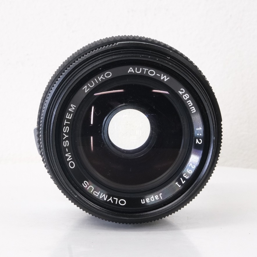 Late [Almost MINT] Olympus System Zuiko Auto-W 28mm f/2 SLR MF Wide Angle JAPAN