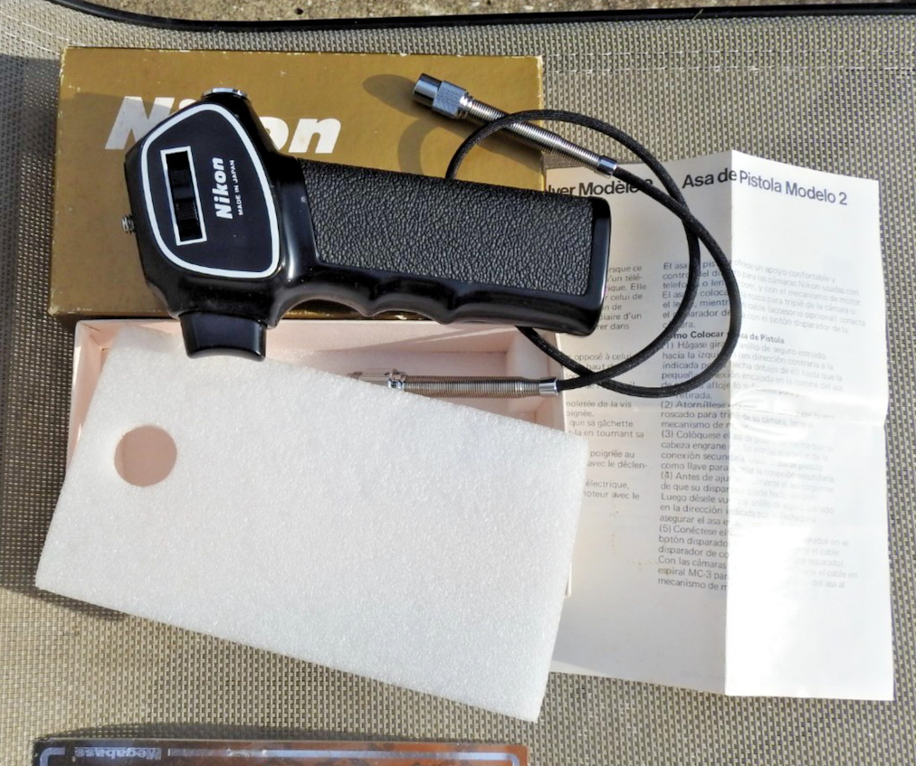 Brand New in the Box Nikon PISTOL GRIP Model 2 with Instructions FREE SHIPPING