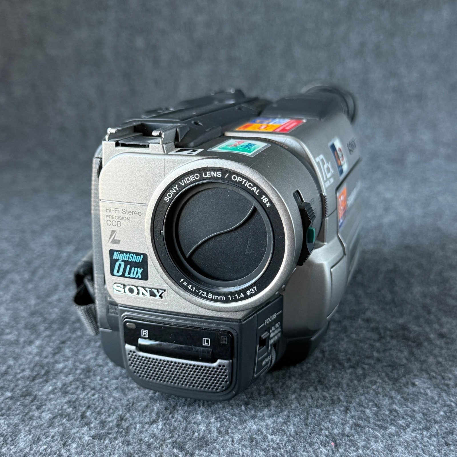 Sony Handycam CCD-TRV815 Hi8 Video Camera Camcorder Tested & Working No Battery