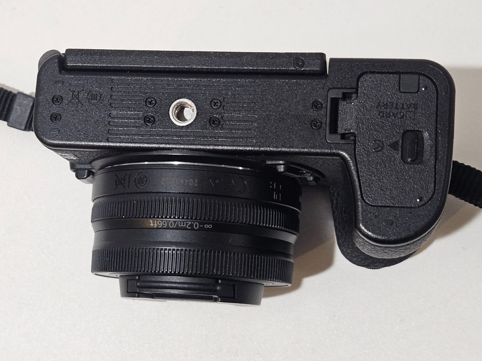 Nikon Z 30 20.9MP Mirrorless Camera with 16-50mm f/3.5-6.3 VR lens 2169 CLICKS