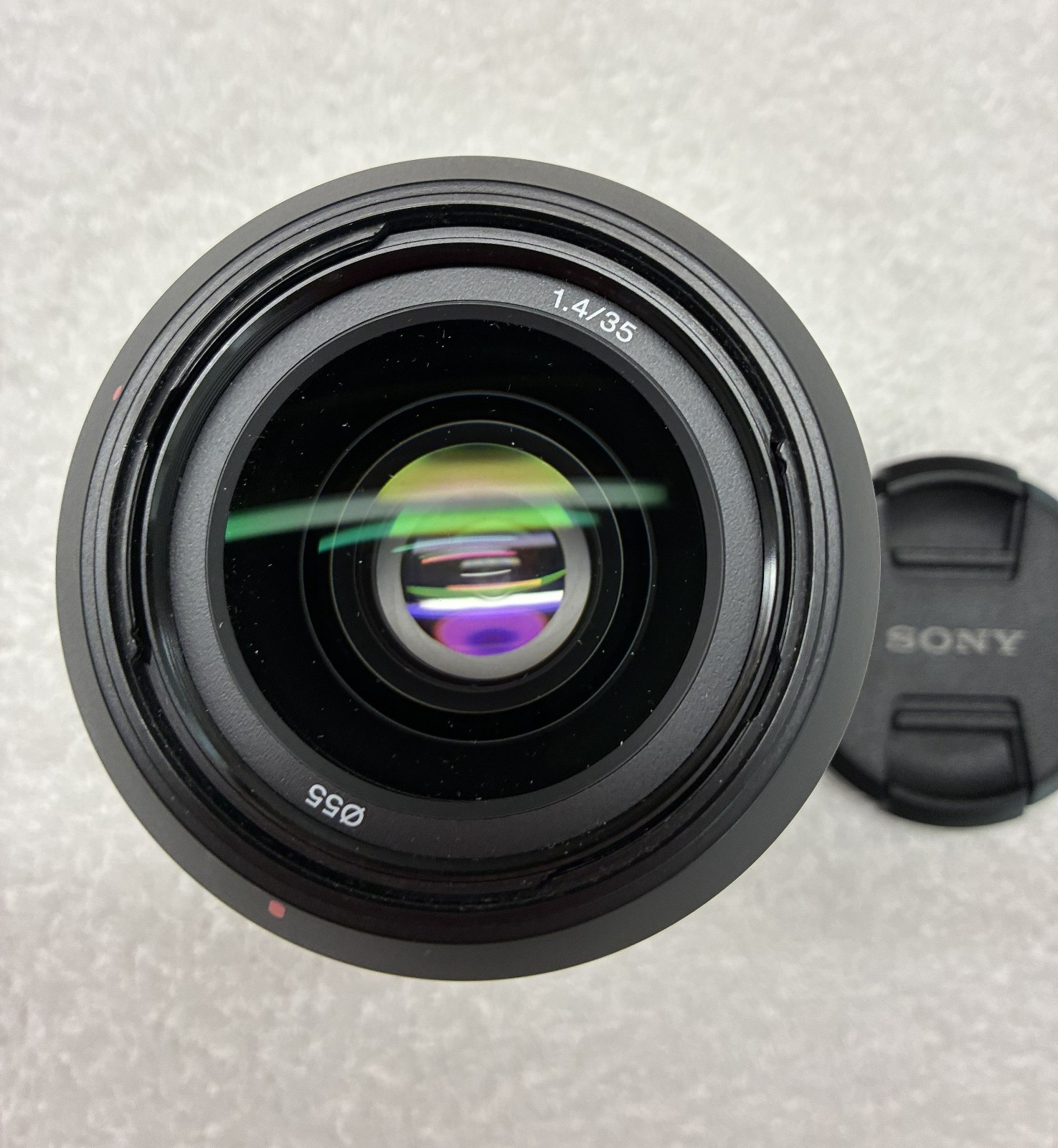 Sony 35mm f/1.4G Wide Angle Prime Lens Full-Frame A-Mount (SAL35F14G) G-Series