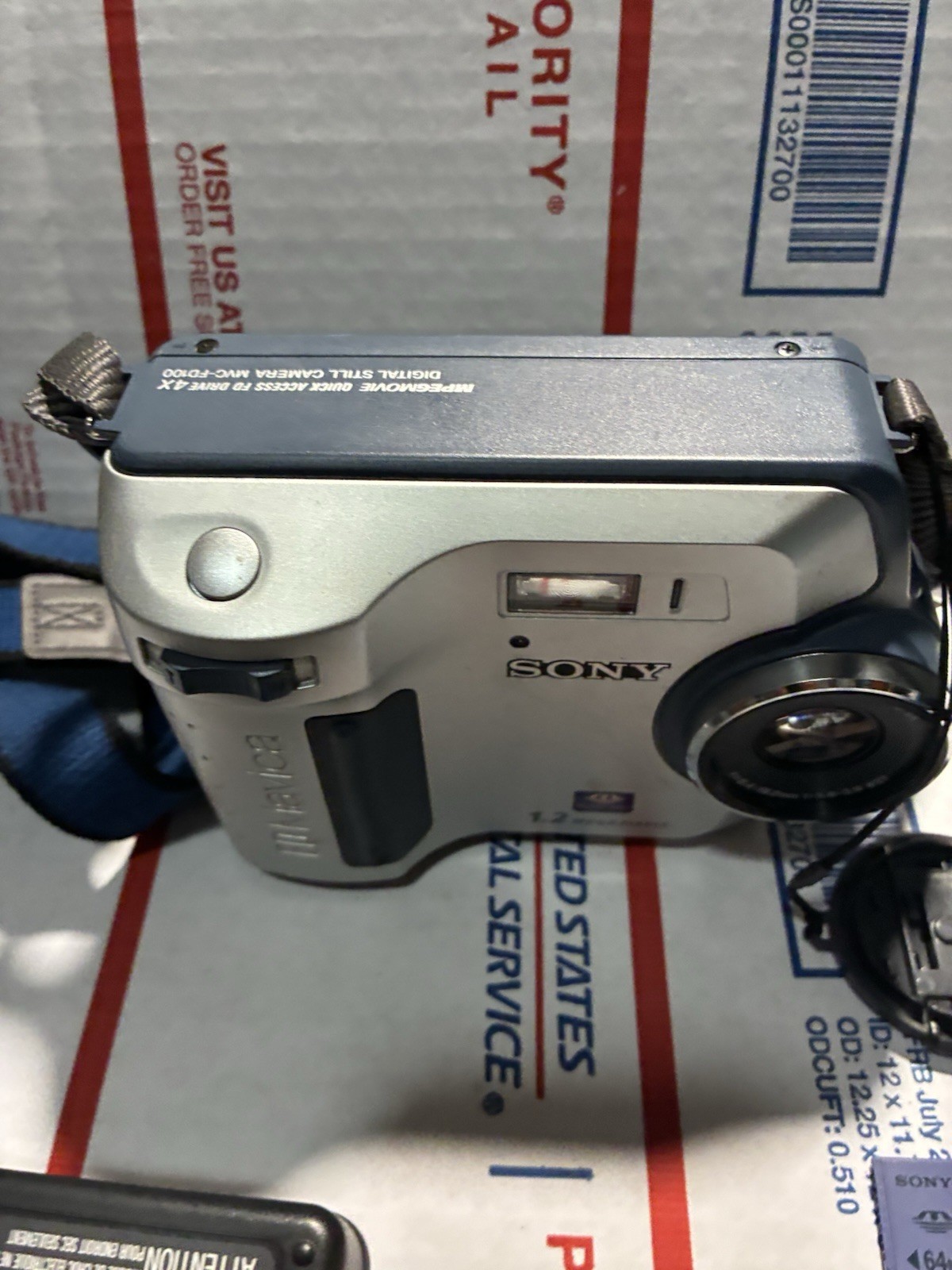 Sony MVC-FD100 FD Mavica TESTED 1.2MP Digital Camera 6x Zoom Charger & Extras!