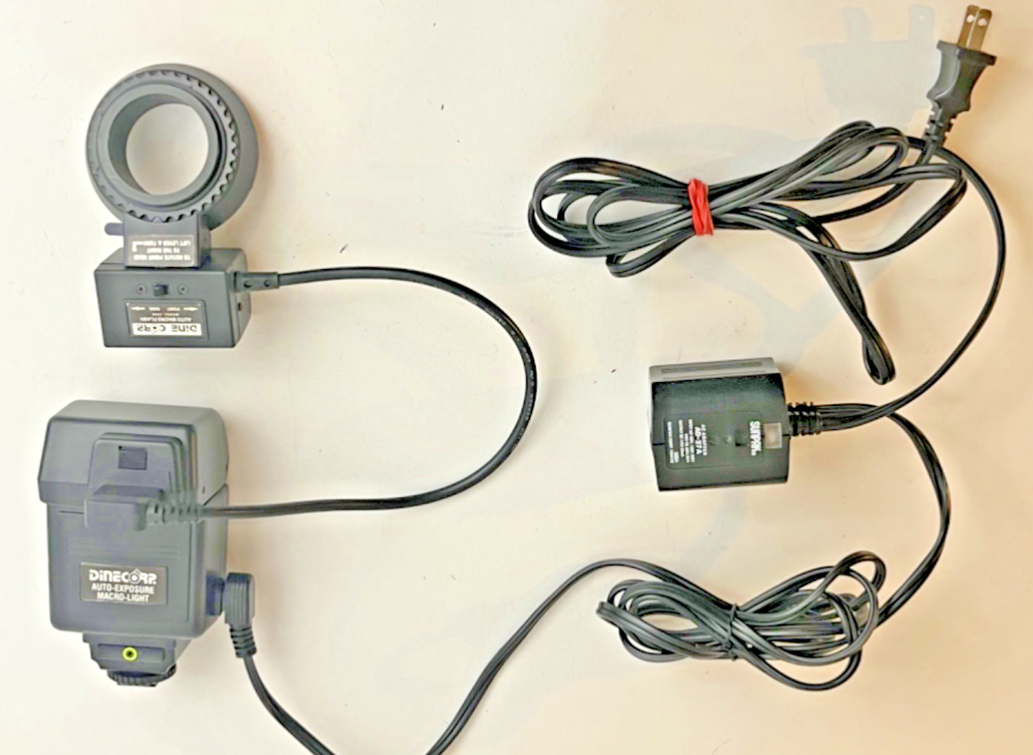 Dine Corp Auto-Exposure Macro Light + Sunpak NE-2D Nikon Module & AD-27A AC