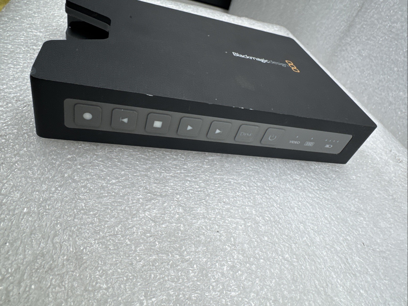 hyperdeck shuttle 2 SDI HDMI – Missing power supply So UNTESTED ITEM