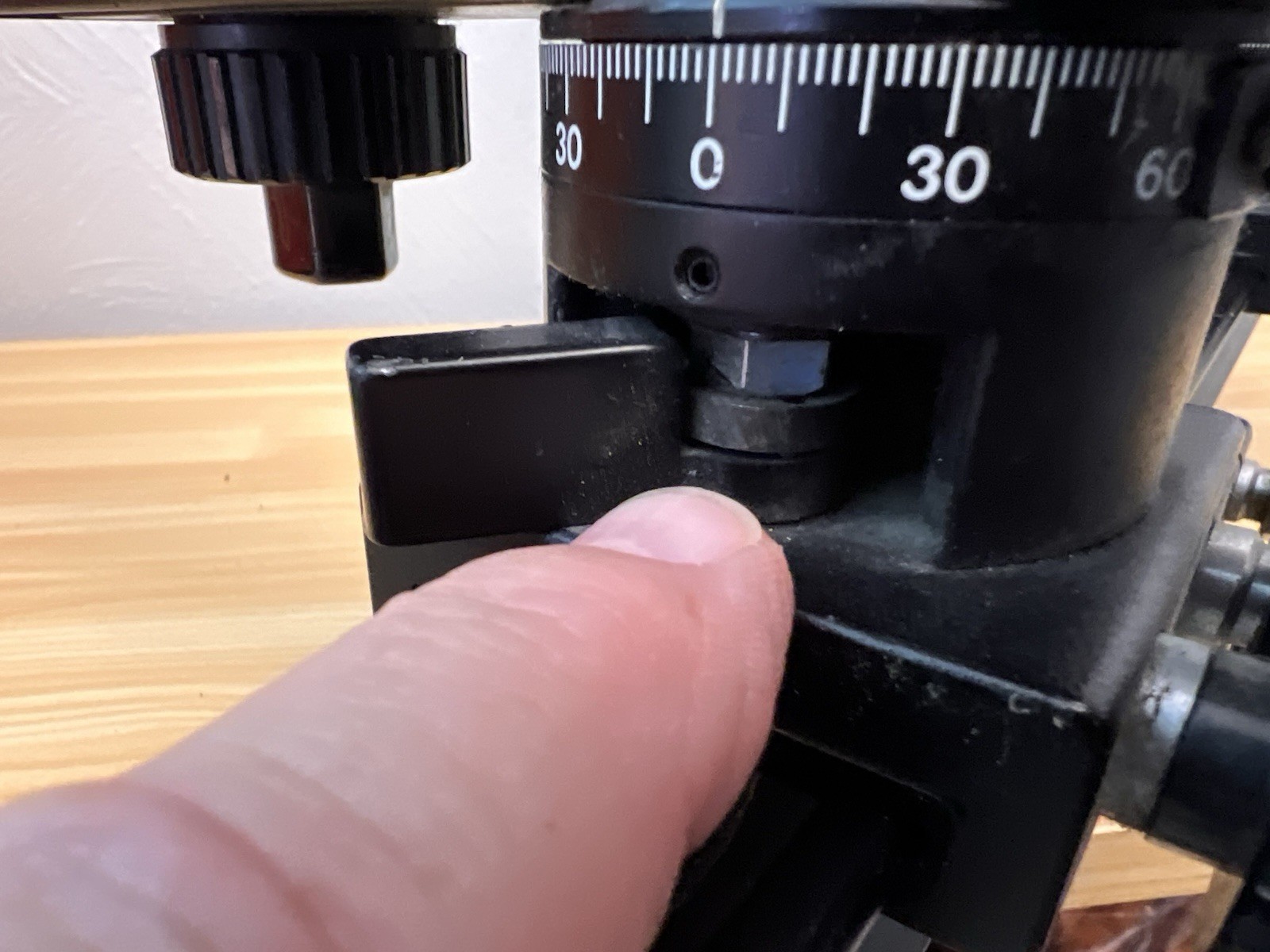 Horseman 450 4×5 PRO View Camera FOR PARTS OR REPAIR – see photos – NO BELLOWS