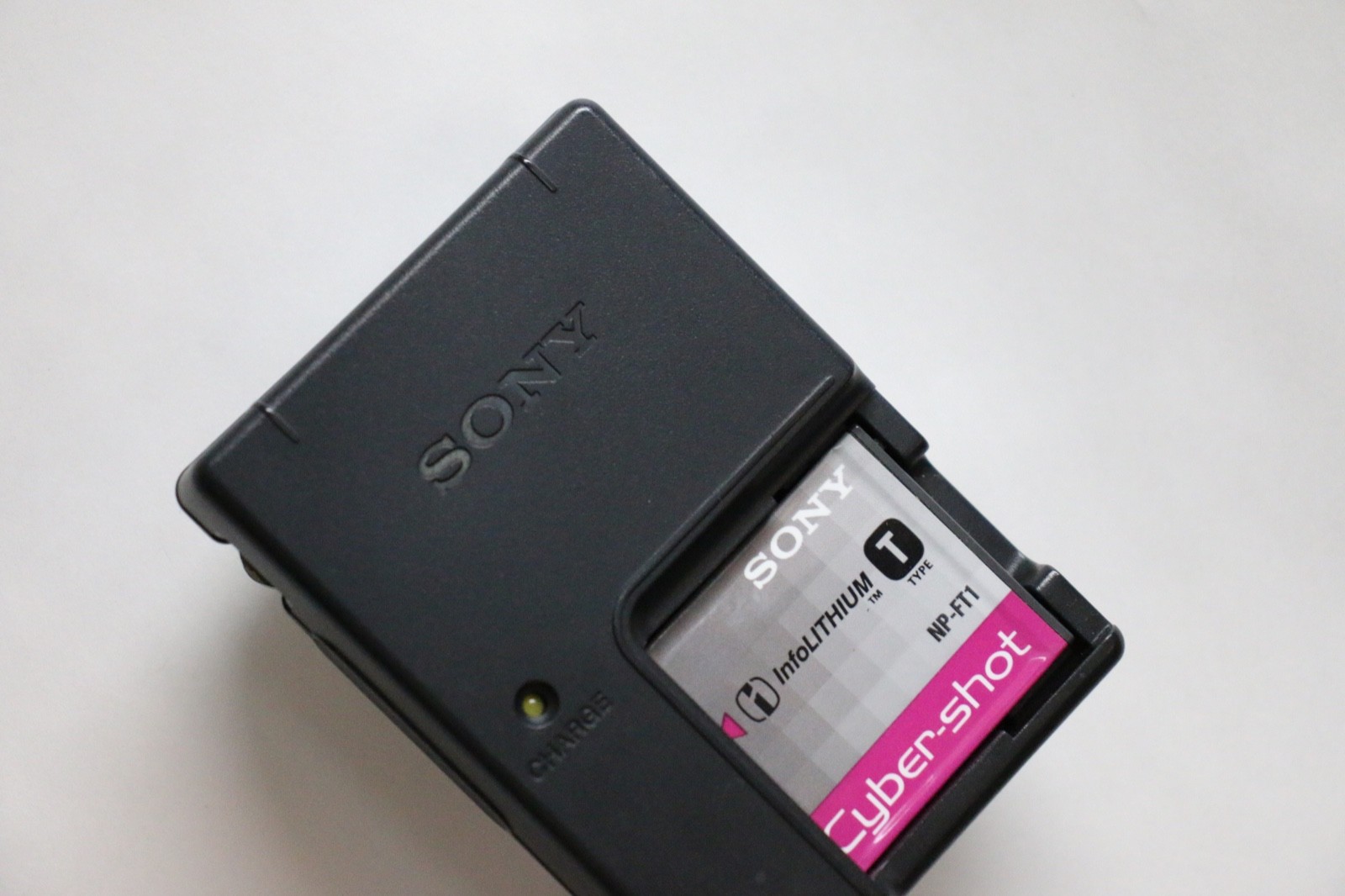 Sony Cyber-shot DSC-T9 Silver LCD 6.0MP 3x Optical Zoom Digital Camera