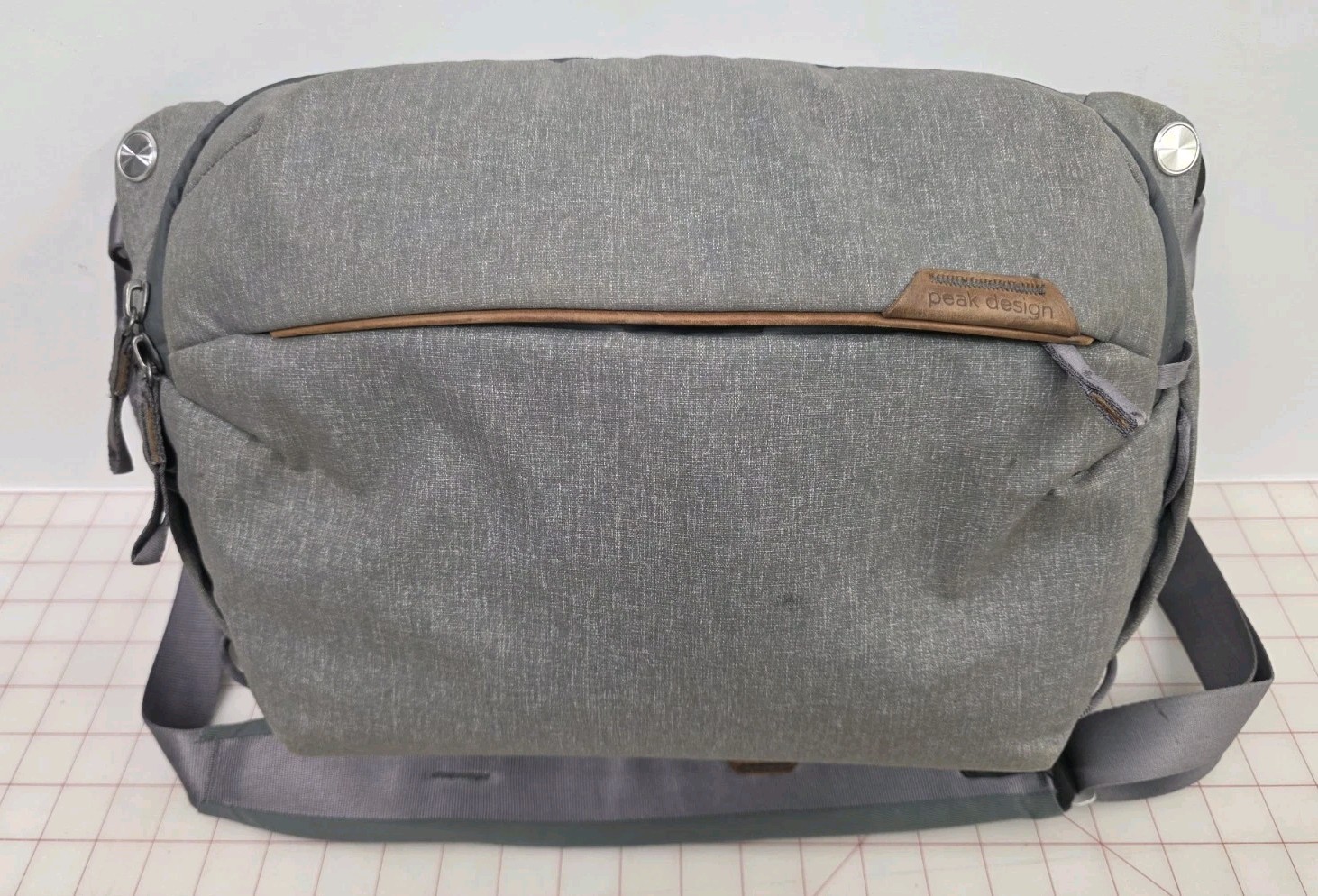 Peak Design Everyday Sling v2 10L Ash Grey