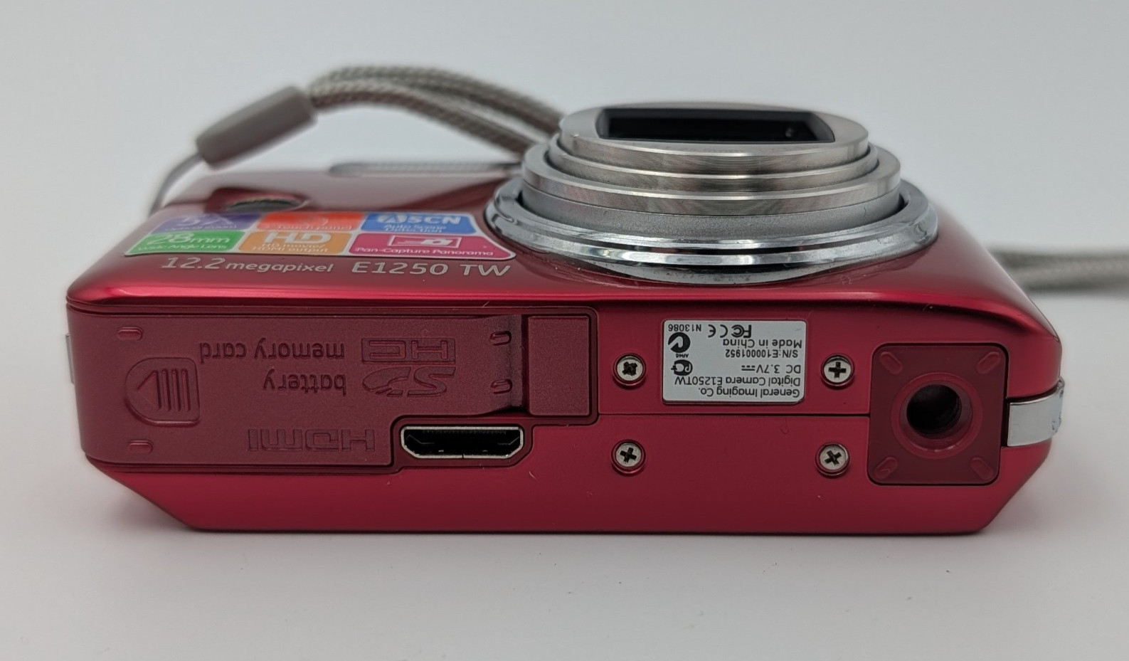 GE E1250 TW Pink Compact Digital Camera Smart Series 12.2MP 5x Optical Zoom