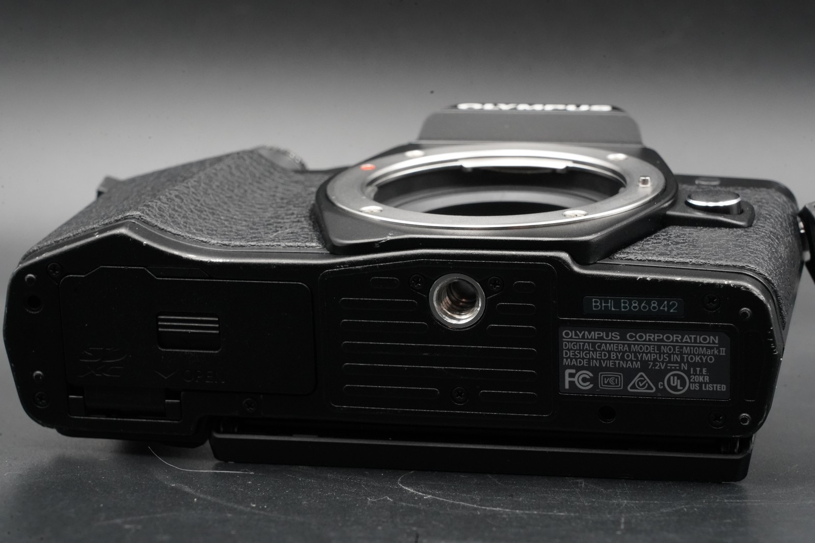 [US Duty Paid] Olympus OM-D E-M10 Mark II Digital Camera w/ Lens Black 9155