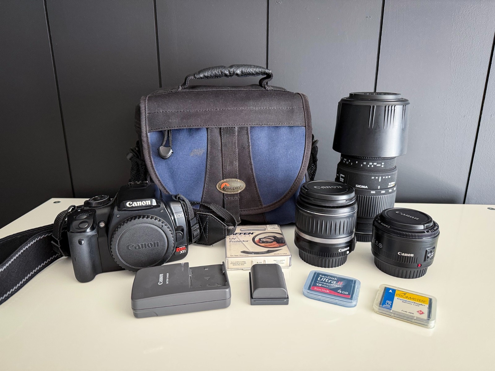 Canon Rebel XTi Camera/Photography Lot with 3 Lenses, bag, and accessories!