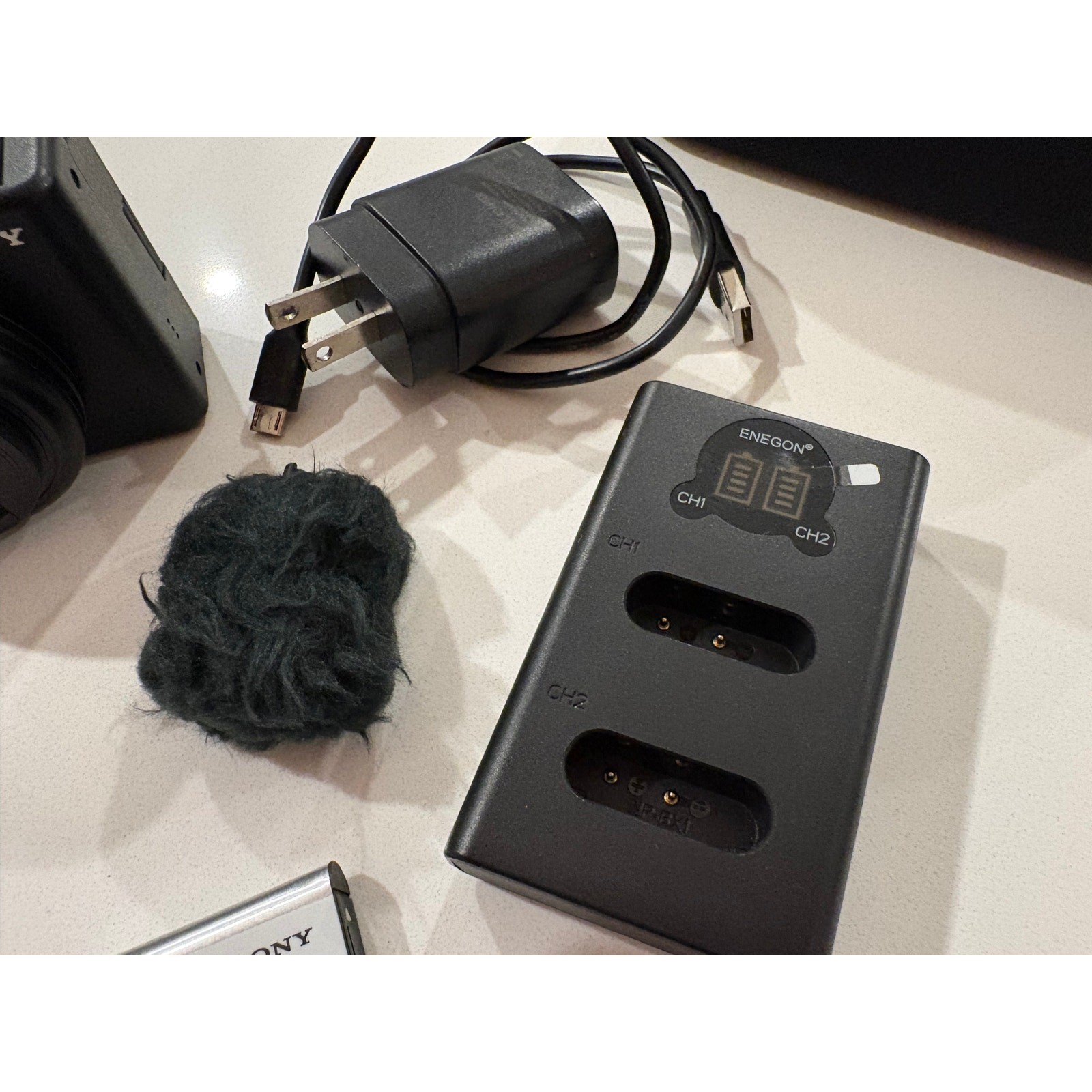Sony ZV-1F Vloggers Camera with accessories!!!!