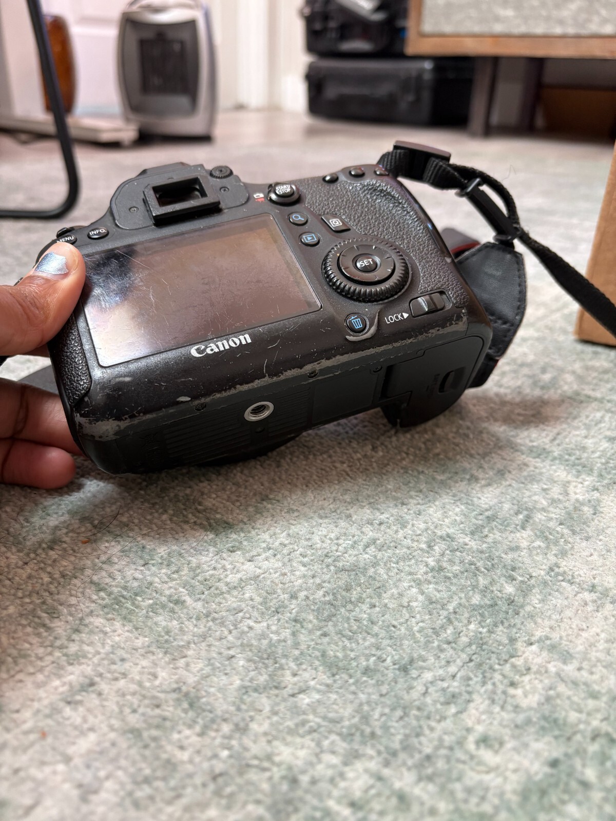 Canon EOS 6D 20.2MP Digital SLR Camera – Black (Body Only), 8035B002