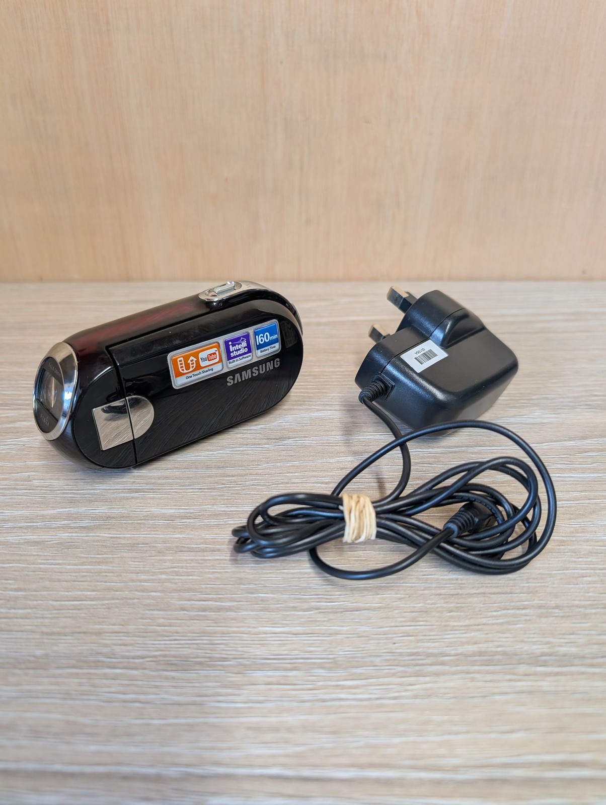 Samsung SMX-C10RP Camcorder 10x Optical Zoom YouTube Sharing Black
