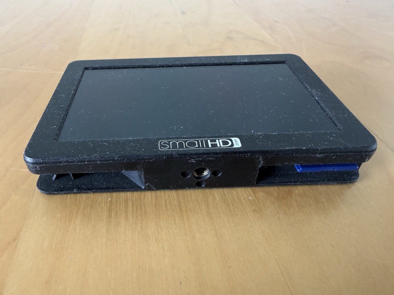 SmallHD FOCUS 5″ On-Camera IPS Touchscreen Monitor
