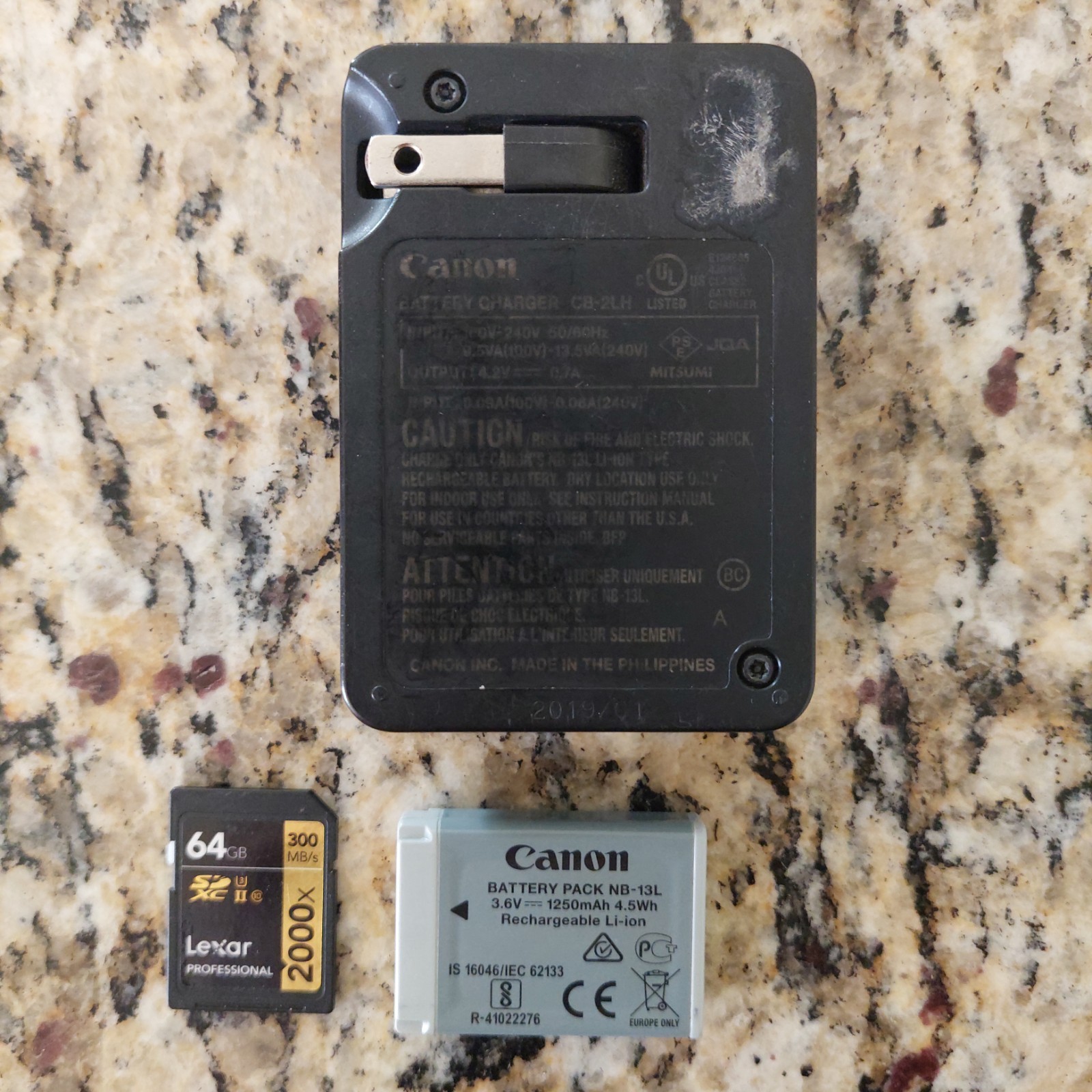 Canon PowerShot SX740 HS Compact Camera 20.3MP 40x Zoom 4K Wi‑Fi Black